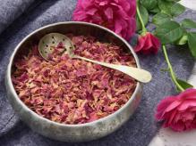 Buy dried flower petals at reliable store