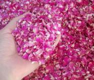 How much does Pink roses dried bunch cost?